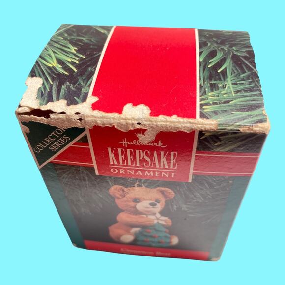 Vtg 1990 Cinnamon Bear Hand Crafted Hallmark Christmas Ornament Original Box - Picture 5 of 5